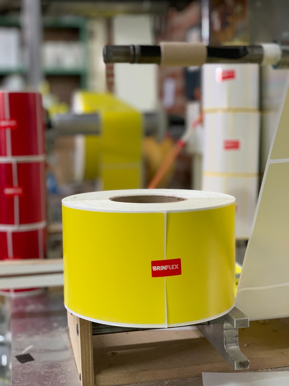 Etiqueta 100x100 ilustración Amarillo